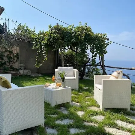 Appartement Domus Ursula Praiano